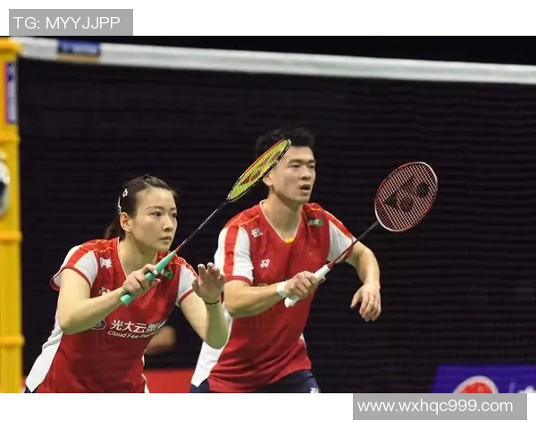 重庆羽毛球队与广州羽毛球队赛后复盘分析意识与战术的较量