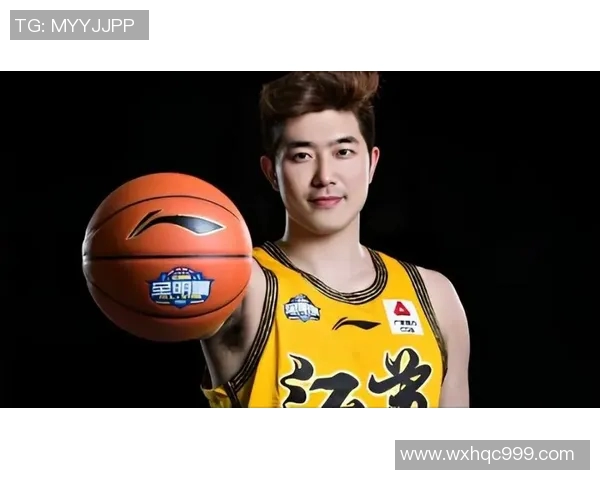 吴冠希：从青年才俊到篮球赛场的领军人物的成长之路